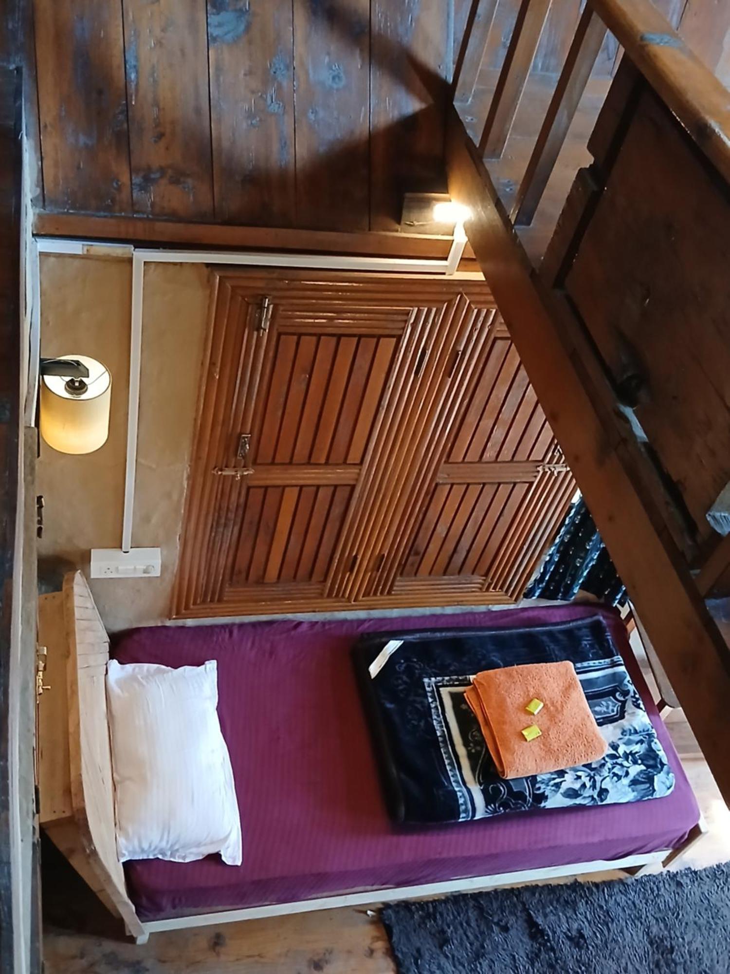 Swiss Cottage Jibhi 外观 照片